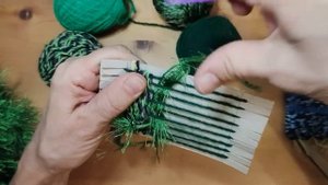 Занятие для группы 4.1. по теме "Ткачество на картоне". "Гобелен". Клименко. О.А.