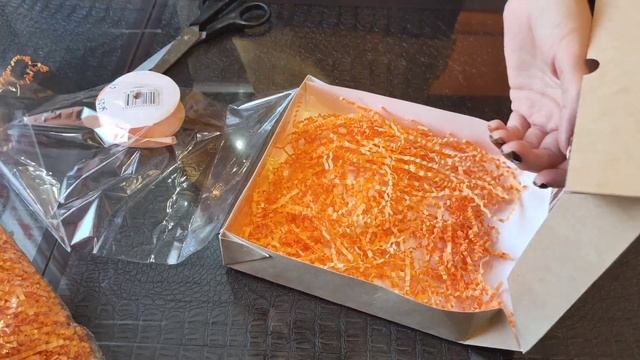 Собираю подарочную коробку с конфетами ручной работы! смотреть онлайн