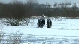 КАРАКАТ ИЗ "БЕНЗОПИЛЫ", ЛЁГКИЙ ПНЕВМОХОД "БУРЛАК" самоделка. Старое видео.