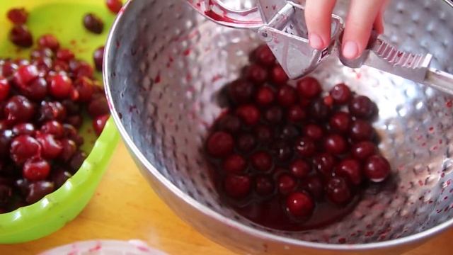 Заготовки из вишни на зиму  Вишневое ВАРЕНЬЕ  Вишня в собственном соку  Вишневый сироп в автоклаве