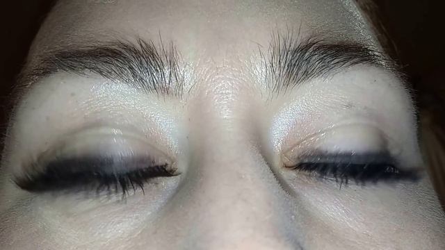 Пучковые и накладные ресницы от #Flormar смотреть онлайн