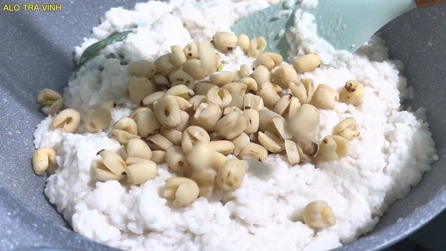 Cách nấu XÔI HẠT SEN Nước Cốt Dừa dẻo béo ngon đơn giản nhất- Lotus seed sticky rice смотреть онлайн