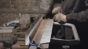 Как согнуть листовой металл , в домашних условиях
