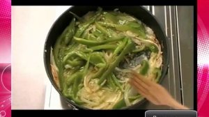 Видео рецепт - Тунец с луком и овощами