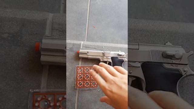 Пистолет с пистонами