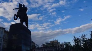Московская мэрия. Памятник Юрию Долгорукому