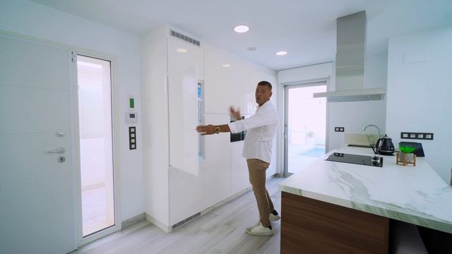 Вилла мечты в Ориуэла Коста! С ней доступна золотая виза инвестора Испании!