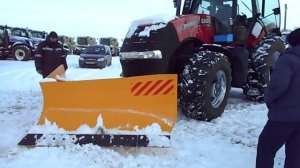 Отвал клиновидный Case