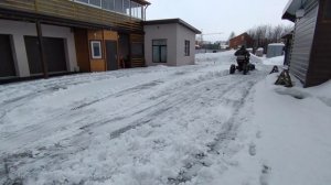 Пробуем чистить мокрый снег мотоблоком Huter mk7500
