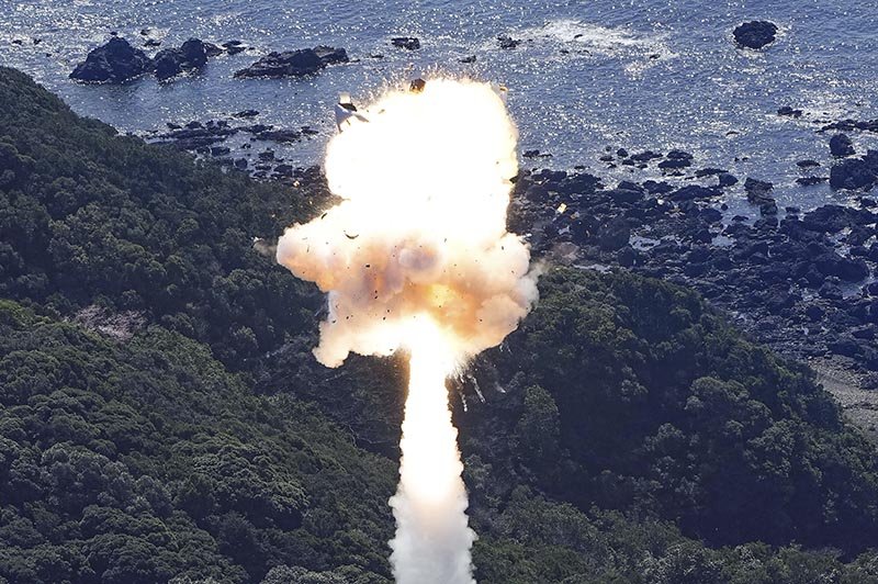 В Японии ракета взорвалась сразу после взлета / События на ТВЦ