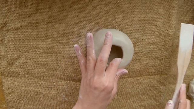 Простой светильничек (подсвечник из глины) смотреть онлайн