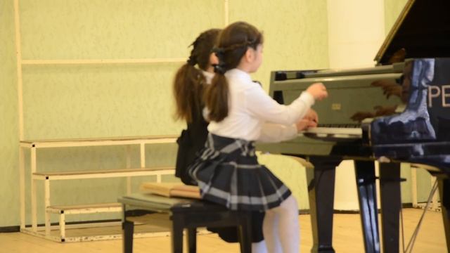 Украинская народная песня. Журавель. смотреть онлайн