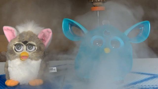 РАСПИЛИЛИ ФЁРБИ ВОДНОЙ СТРУЁЙ!(озвучка на what is inside#7) смотреть онлайн