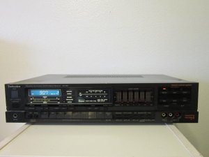 AM-FM стереоприемник Technics SA-390 с кварцевым синтезатором-Япония-1986-год