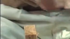 ЯПОНЕЦ ВЫТВОРЯЕТ С ДЕРЕВОМ ТАКОЕ