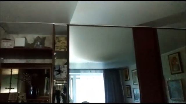 Пузырь в натяжном потолке ,убираем сами! смотреть онлайн