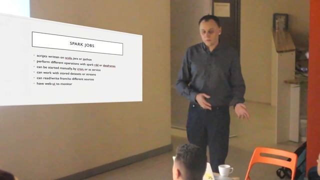 Full Stack Developer Eugene Golovan about Data management and analysis using microservices смотреть онлайн