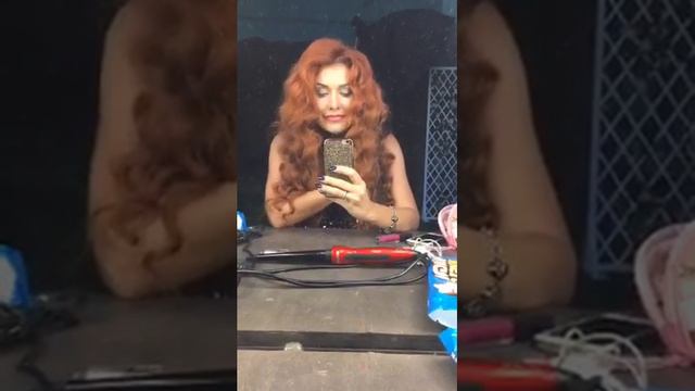 Николь Кузнецова Выбирает Платье Periscope 6|04|2016 смотреть онлайн