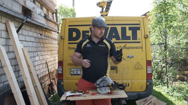пилим гвозди а так же тест и обзор DWE550 и DWE560 смотреть онлайн