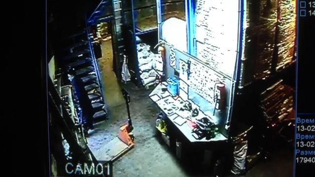 Кладовщик встречает метеорит, Челябинск. смотреть онлайн