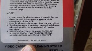 VHS-2.Чистящая кассета для видеомагнитофона.