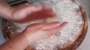 Сырники по этому рецепту получатся всегда и у каждого! Самые творожные и самые нежные!