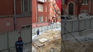 Погрузка дорожных плит