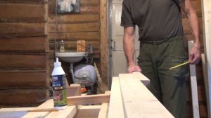 Дверь в старом доме