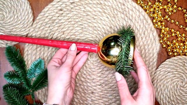 Новогодний подсвечник своими руками простой способ/DIY easy to make Christmas candlestick