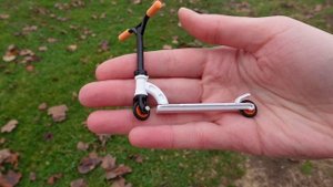 Finger Scooter | Pro Fingerscooter Tricks 2020 | Nike Mini Sneakers | Best Viral Videos