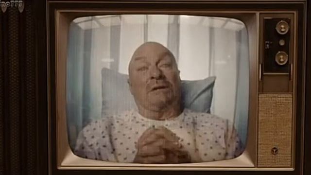ПРОЧЬ:Крис узнает что с ним сделают.(триллер с глубоким смыслом и хорошей сюжетной линией)