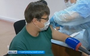 Сезонная вакцинация. Сотрудники ГТРК "Ставрополье" прививаются от гриппа и пневмококка