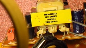 Микроволновка Repair Samsung CE287GNR не включается, дисплей не светится, как отремонтировать.