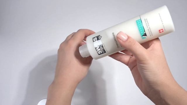 SWISSIMAGE Очищающее молочко для снятия макияжа 200 мл смотреть онлайн