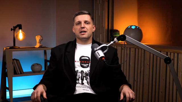 Почему мне никто не рассказал об этом в 25 лет? Как я прохожу свои кризисы смотреть онлайн