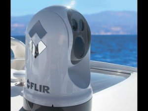 FLIR M400 - морской тепловизор для безопасной навигации