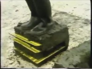 Сюжет телеканала BBC о применении георешеток "Тенсар", 1980 г.