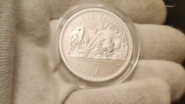 Panda.Germany. 2016. 1 Oz Silver..Серебро.Панда.Германия.2016.1 Унция смотреть онлайн