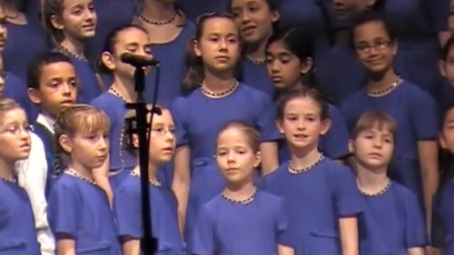 Jackie Evancho - too moved by the music to stay in ensemble at age 8 смотреть онлайн