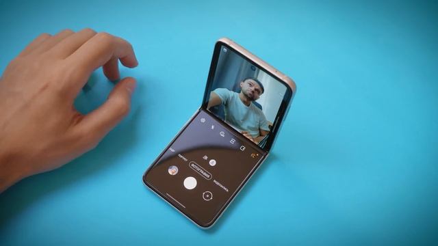 МЕСЯЦ С GALAXY Z FLIP3: ЧТО Я ПОНЯЛ? смотреть онлайн