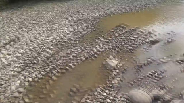 Эта рыбалка добавляет жизни.Кастинговая сеть в горах смотреть онлайн