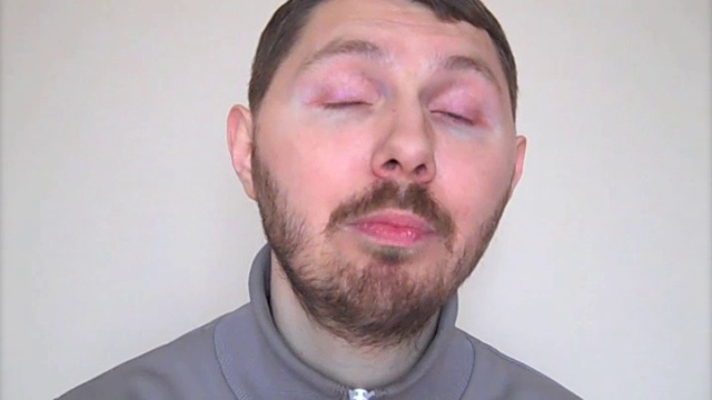 ОНИ ТРЕНИРУЮТСЯ В ЛЮБВИ смотреть онлайн