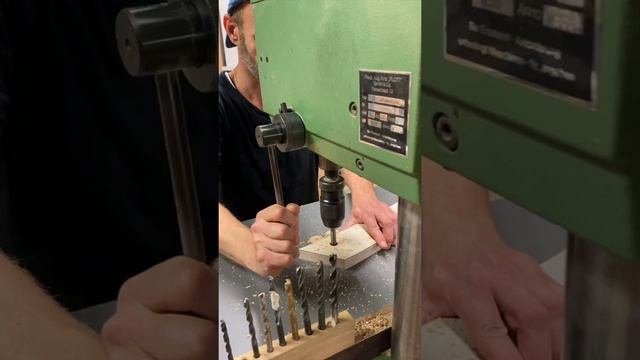 ease table...work in progress part.3  #handwerk #münchen #schreiner   #easetable смотреть онлайн