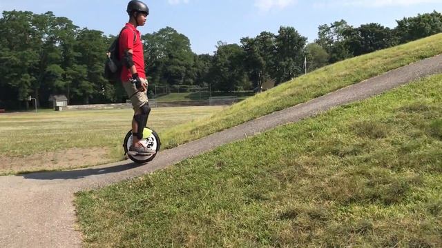 Ninebot One S1 Hill Climb смотреть онлайн