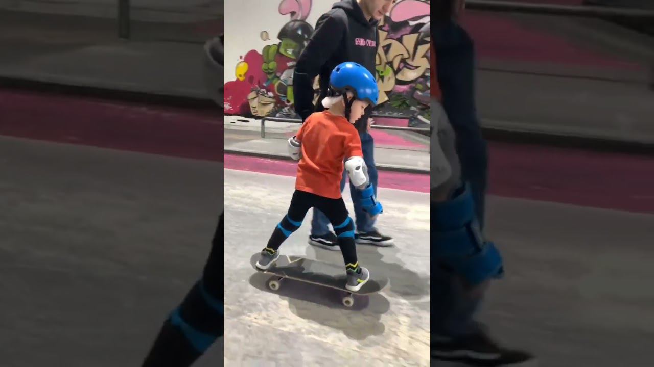 Тренировка по скейтборду в Bunny Hop