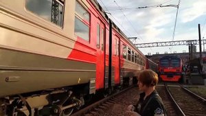 Отправление Электропоезда ЭР2Р 7054 от Казанского вокзала.