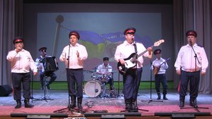 Мужской казачий ансамбль Донцы - Когда мы были на войне. Хлевное.mp4