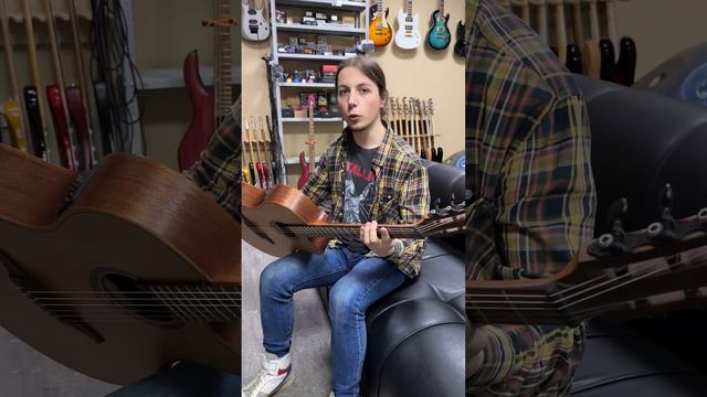 Классическая гитара со звукоснимателем от компании LAG. Ссылка в описании👌🏻 #guitar #music