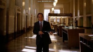 Банда Джокера грабит банк. Тёмный рыцарь