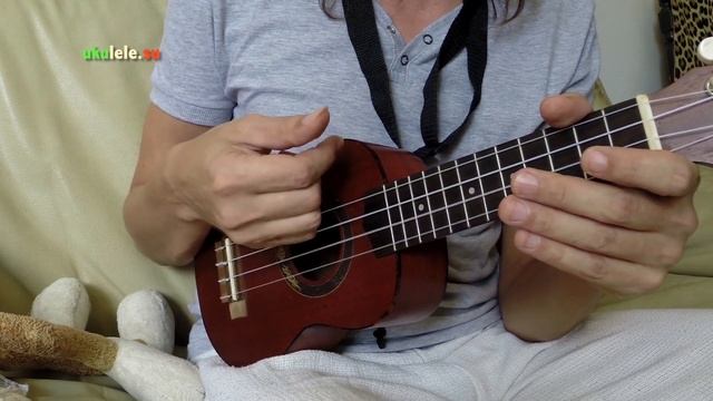 Укулеле-Урок 13 "Спят усталые игрушки", бой Swing смотреть онлайн